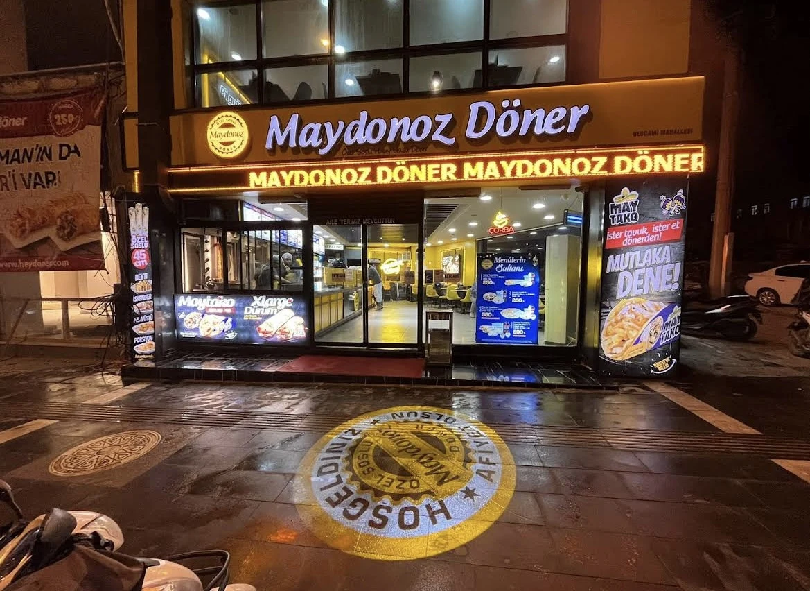 Maydonoz Döner Çarşı